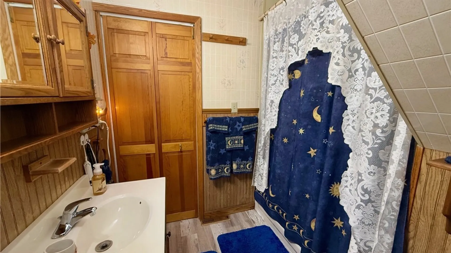 Property at 2821 Walnut Avenue, Niagara Falls, NY 14301 29