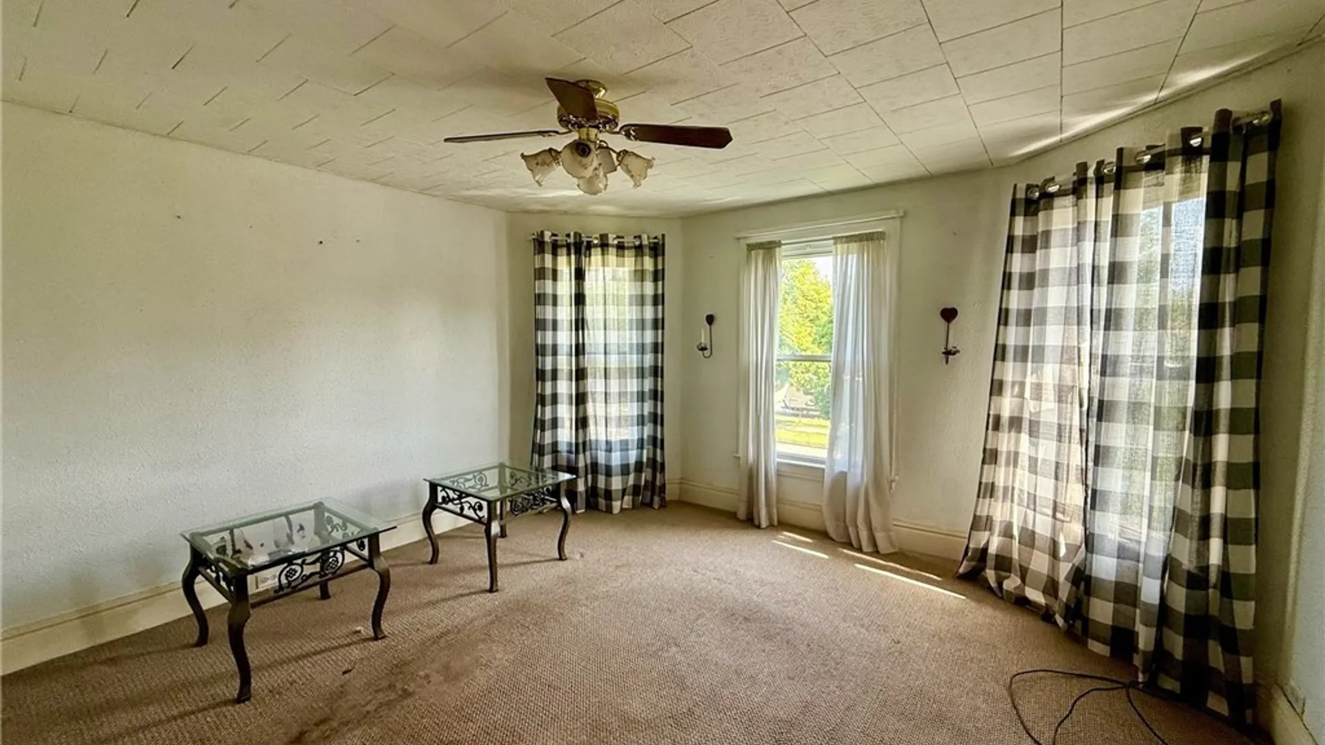 Property at 2821 Walnut Avenue, Niagara Falls, NY 14301 37