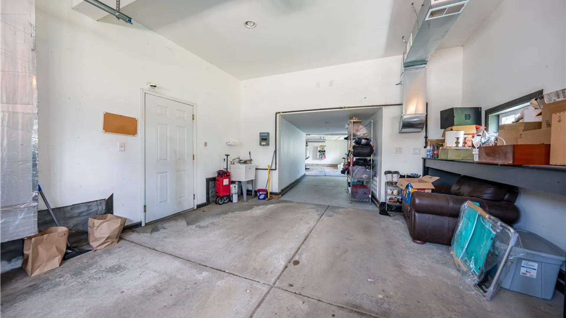 Property at 4093 Bayview Road, Hamburg, NY 14219 36