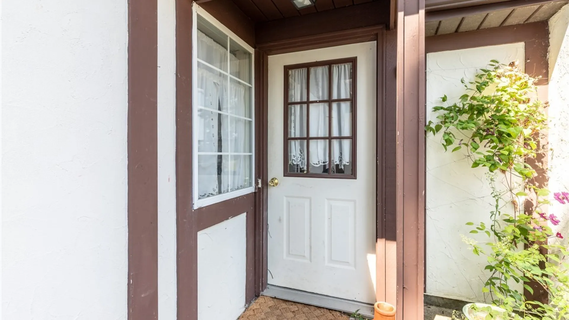 Property at 5-8 Gothic Lane, Lockport Town, NY 14094 41