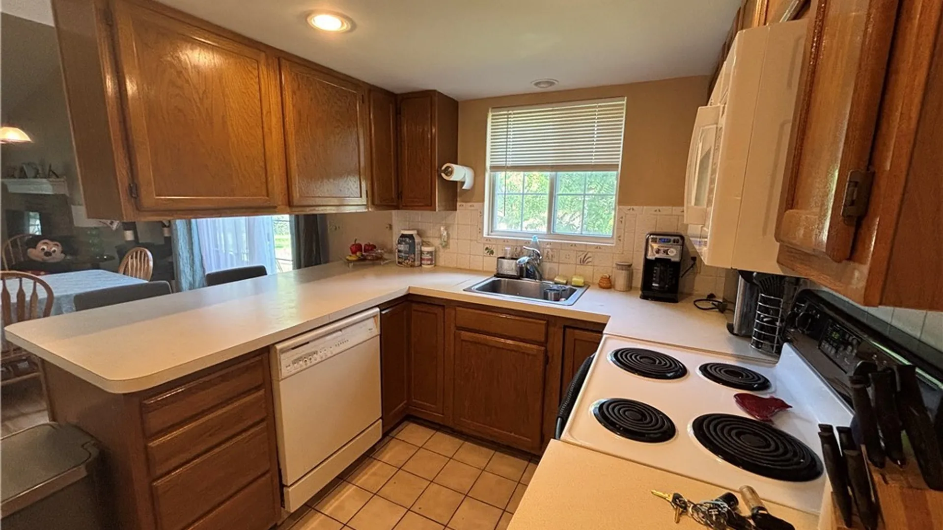 Property at 5-8 Gothic Lane, Lockport Town, NY 14094 24