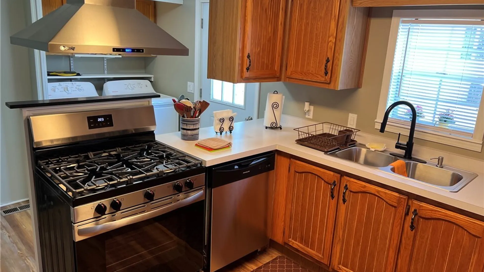Property at 338 MATTHEW DR, New Hartford, NY 13323 6