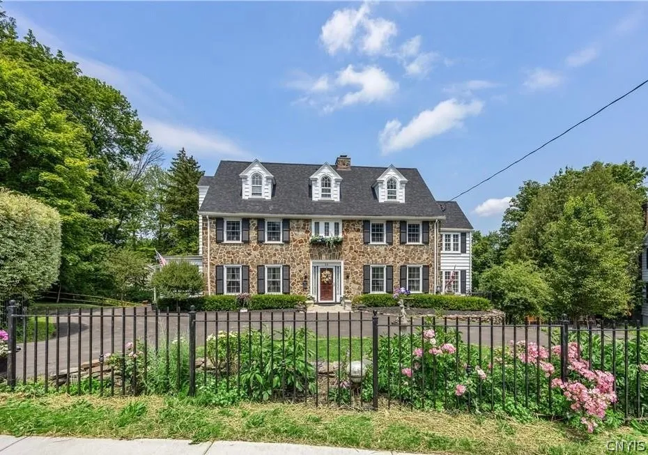 Property at 68 Paris Road, New Hartford, NY 13413