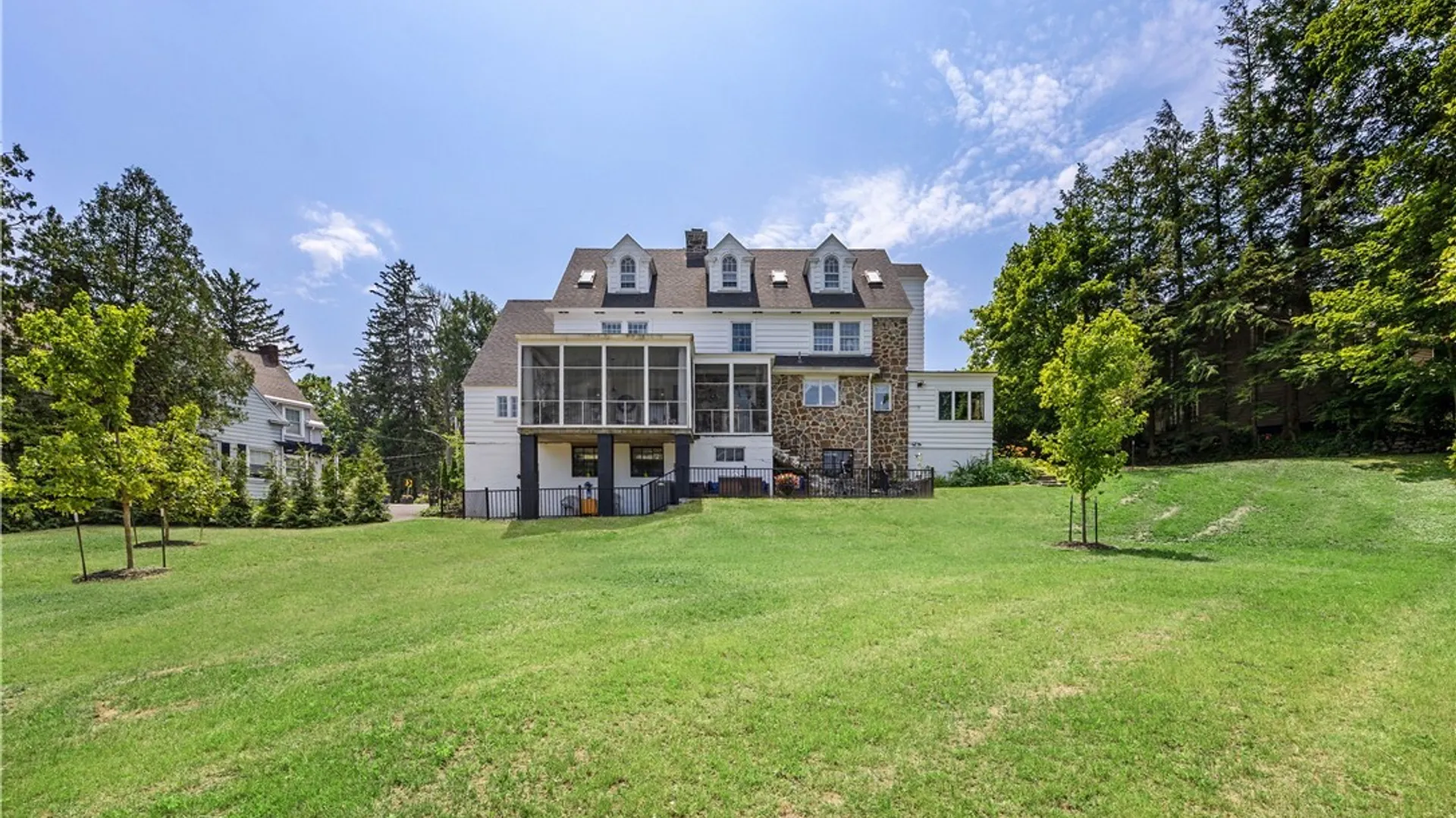 Property at 68 Paris Road, New Hartford, NY 13413 47