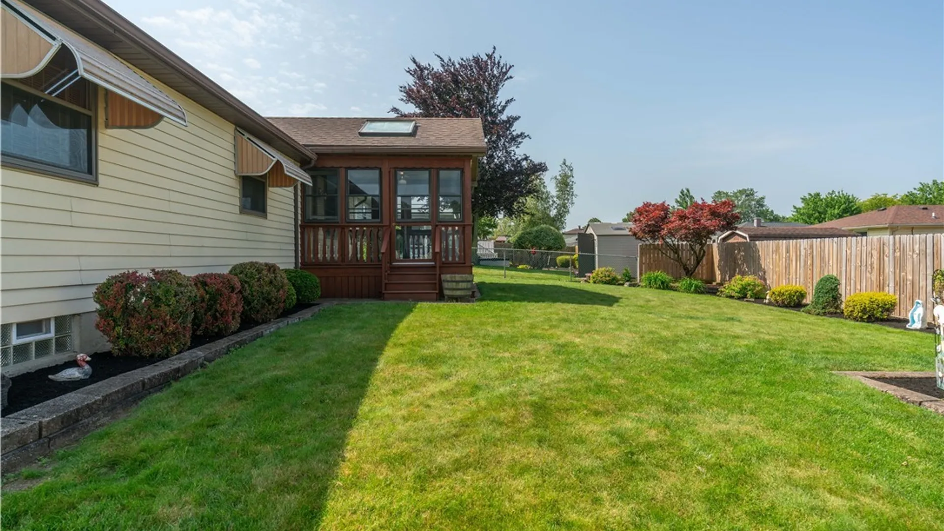 Property at 283 Barbados Drive, Cheektowaga, NY 14227 7