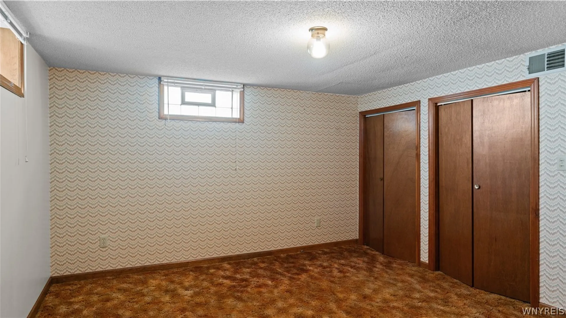 Property at 283 Barbados Drive, Cheektowaga, NY 14227 36