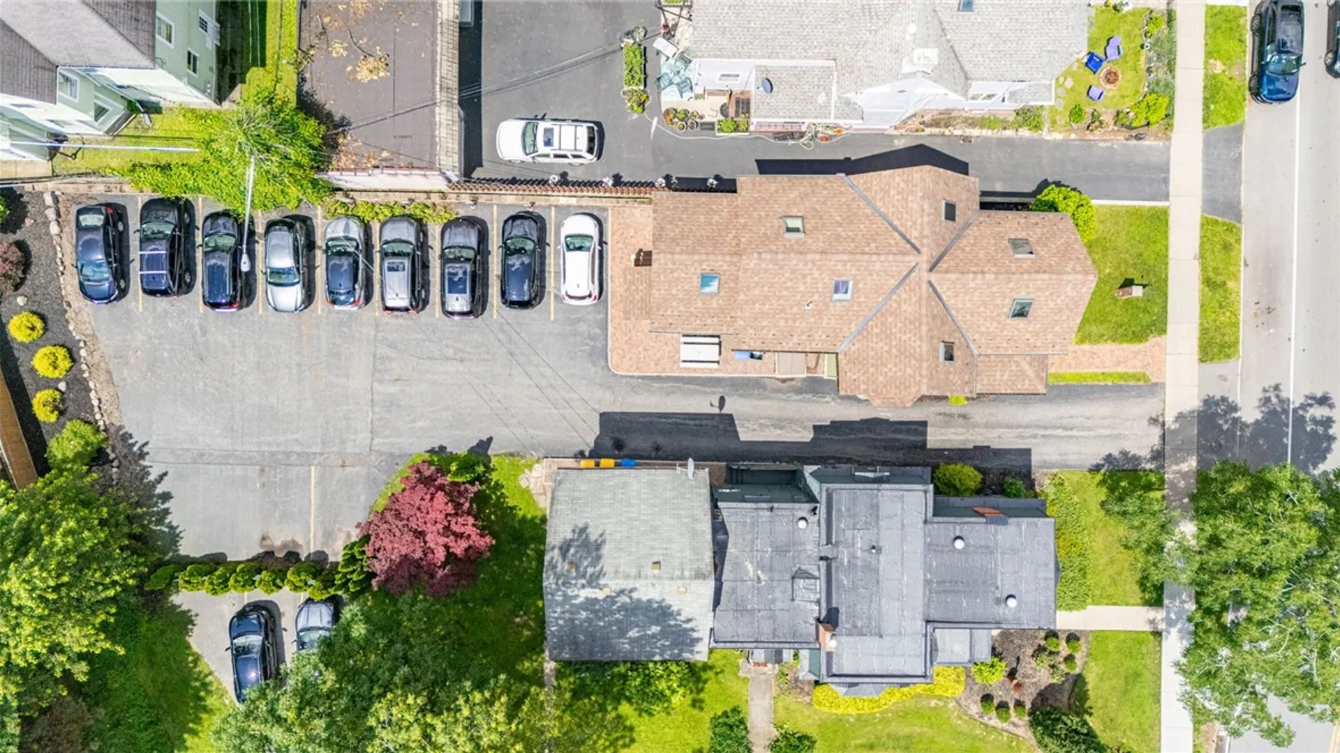 Property at 383 Park Avenue, Rochester, NY 14607 43