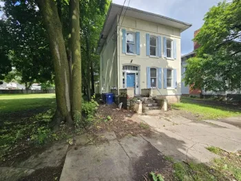 141 Pine Street, Lockport City, NY 14094