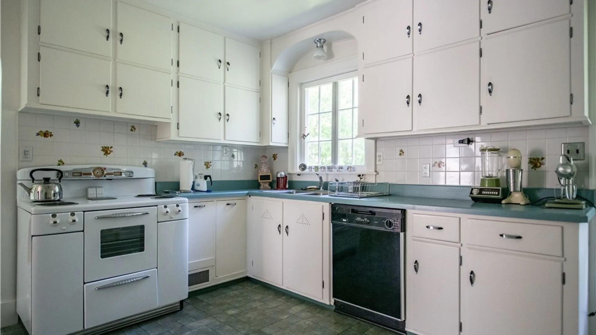 Property at 3 Pine Street, Walton, NY 13856 10