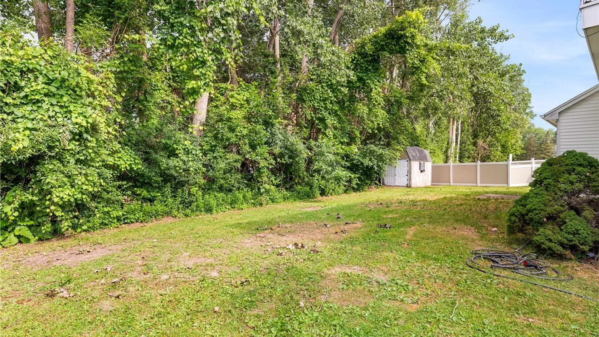 Property at 35 Deepwood Court, Amherst, NY 14228 28