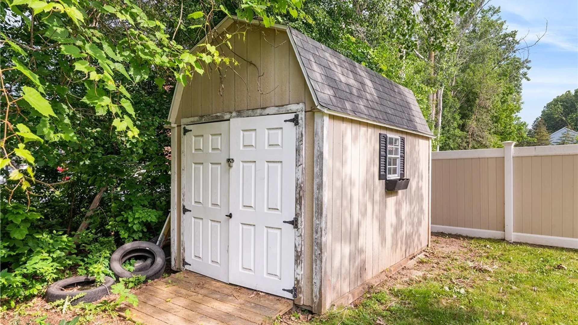 Property at 35 Deepwood Court, Amherst, NY 14228 30