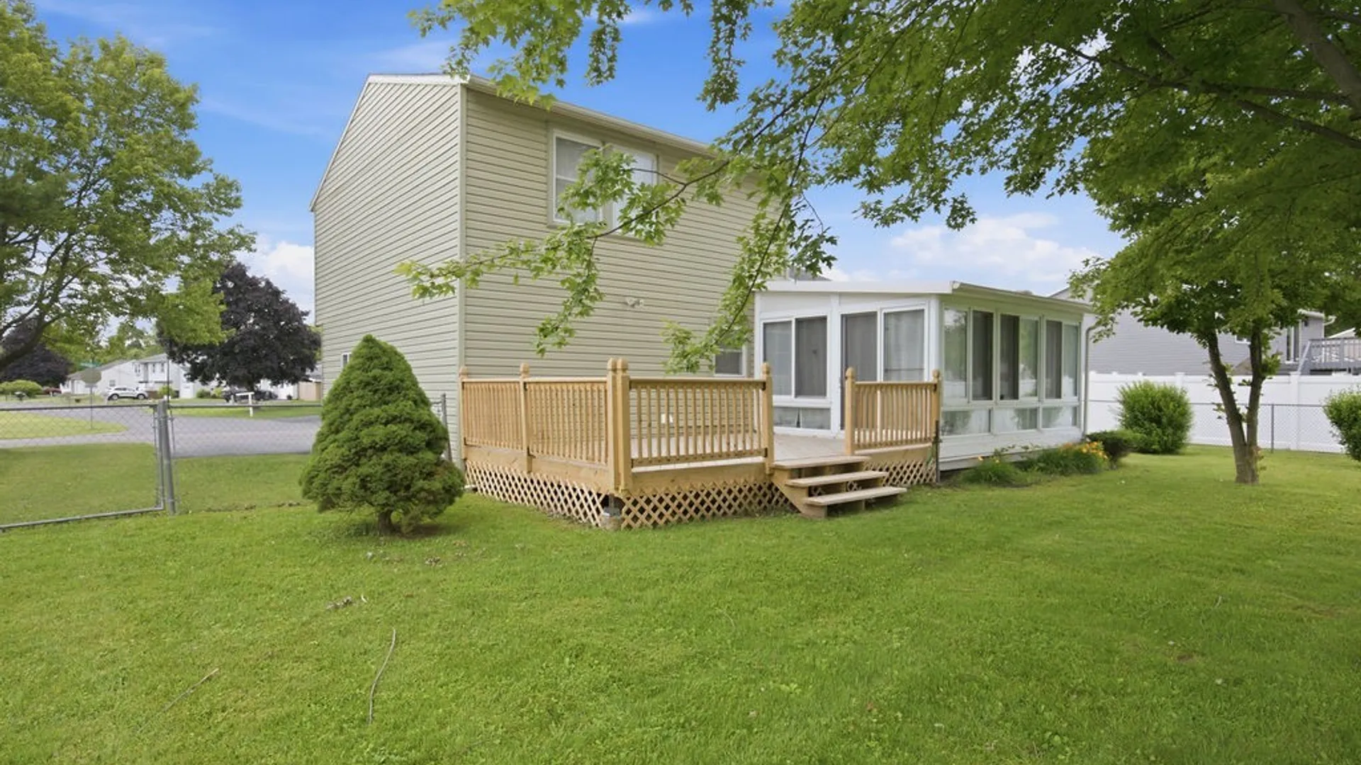 Property at 92 Ferndale Lane, Manlius, NY 13116 10