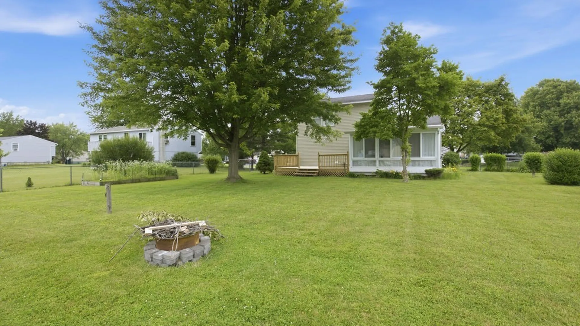 Property at 92 Ferndale Lane, Manlius, NY 13116 12