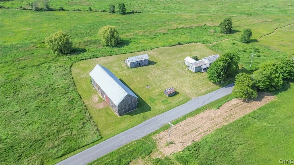 Property at 21585 S Shore Road, Lyme, NY 13693