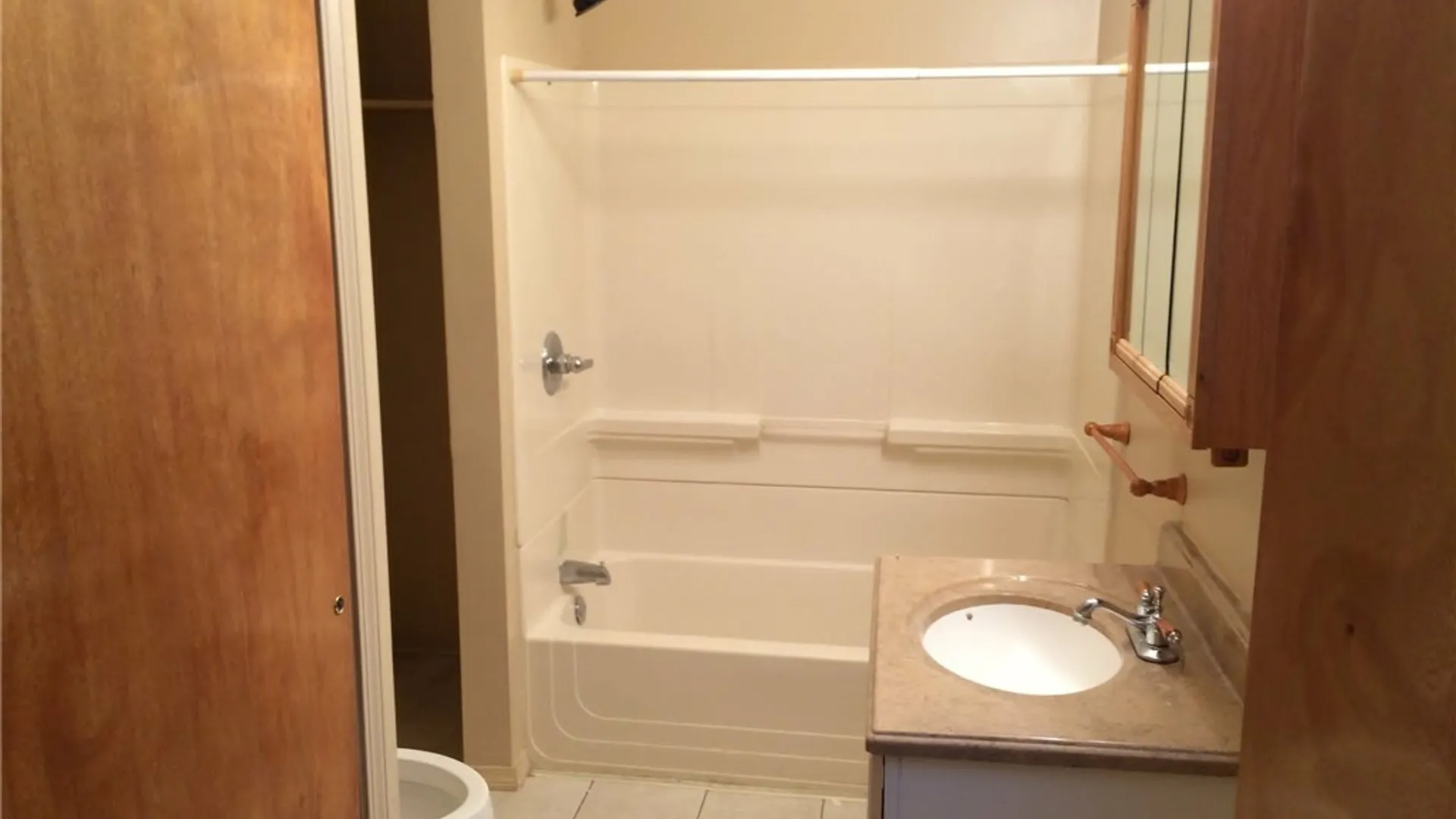 Property at 105 Dillaye Avenue, Syracuse, NY 13206 9