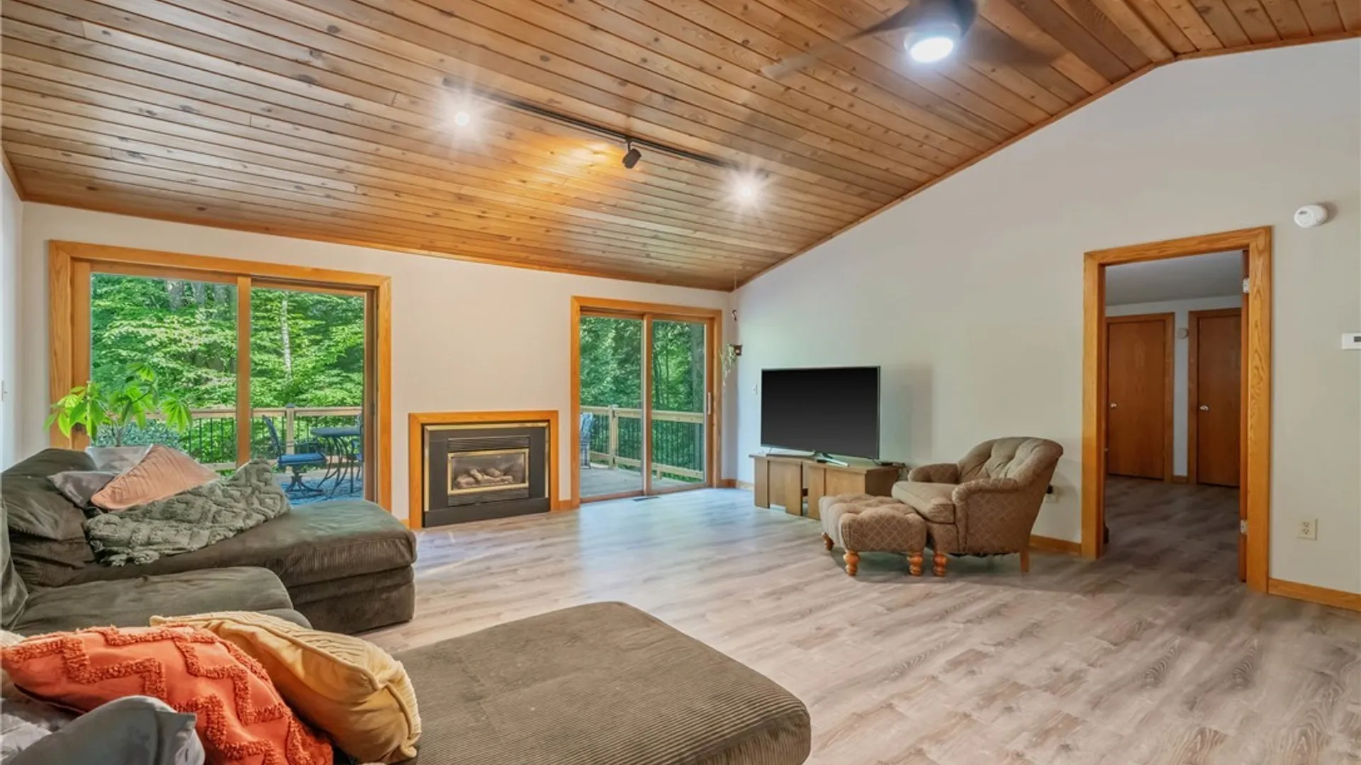 Property at 2424 Sourwood Drive, Lysander, NY 13135 10