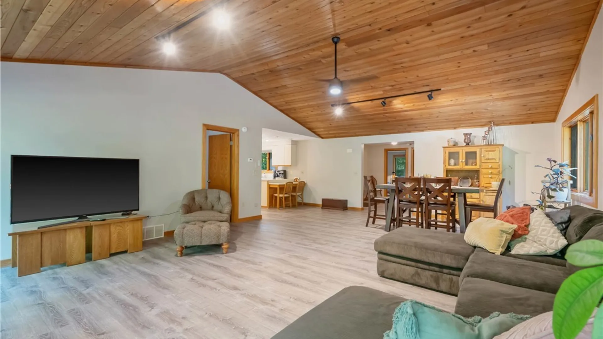 Property at 2424 Sourwood Drive, Lysander, NY 13135 12