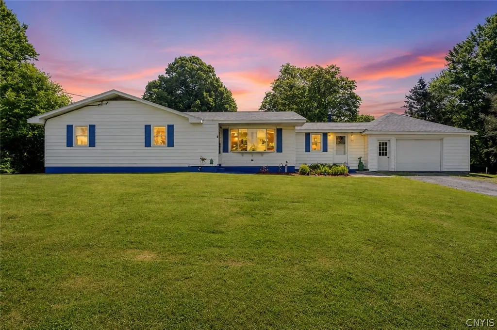 Property at 1002 County Route 29, Scriba, NY 13126