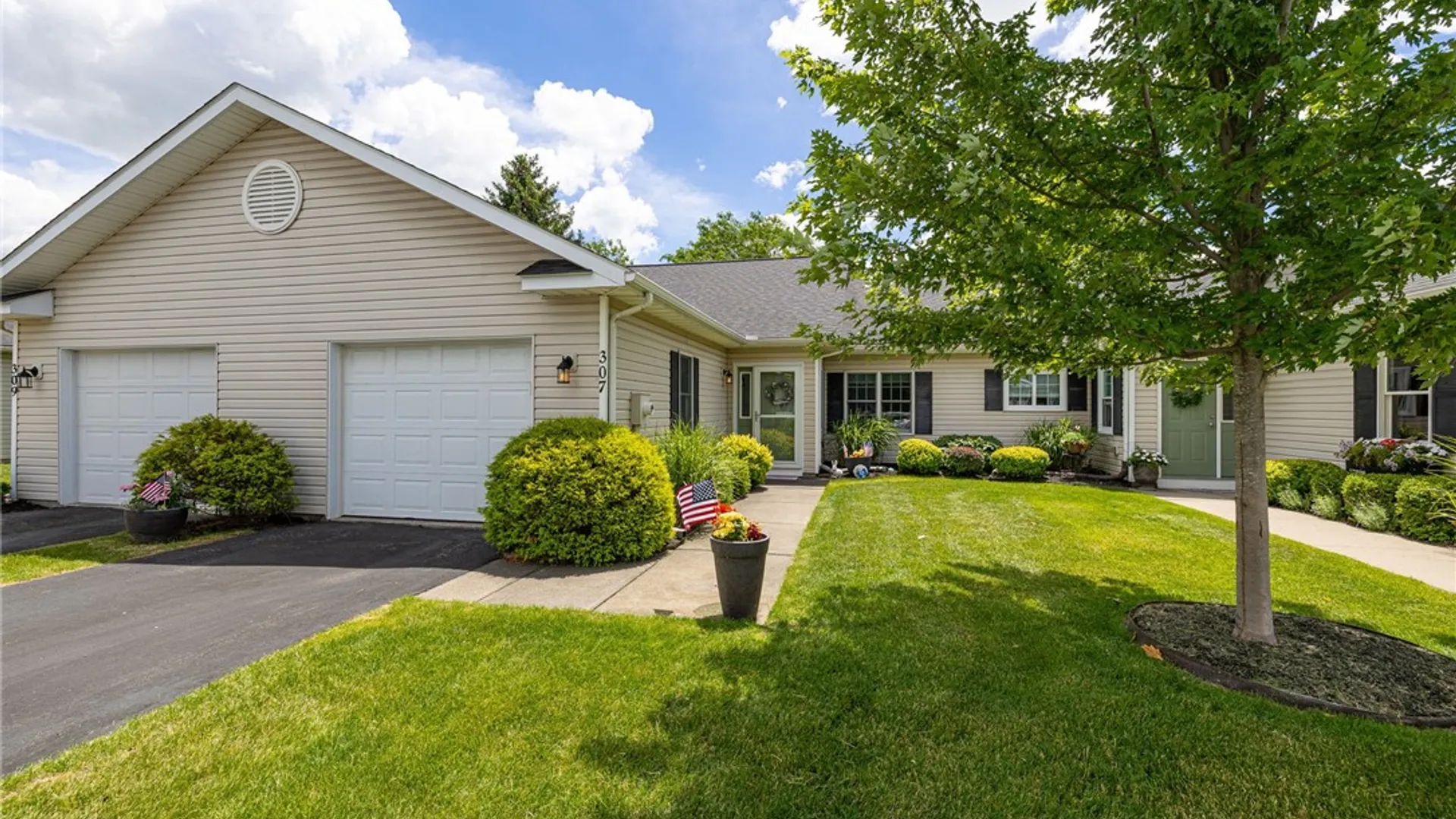Property at 307 Walker Drive, Canandaigua City, NY 14424 24