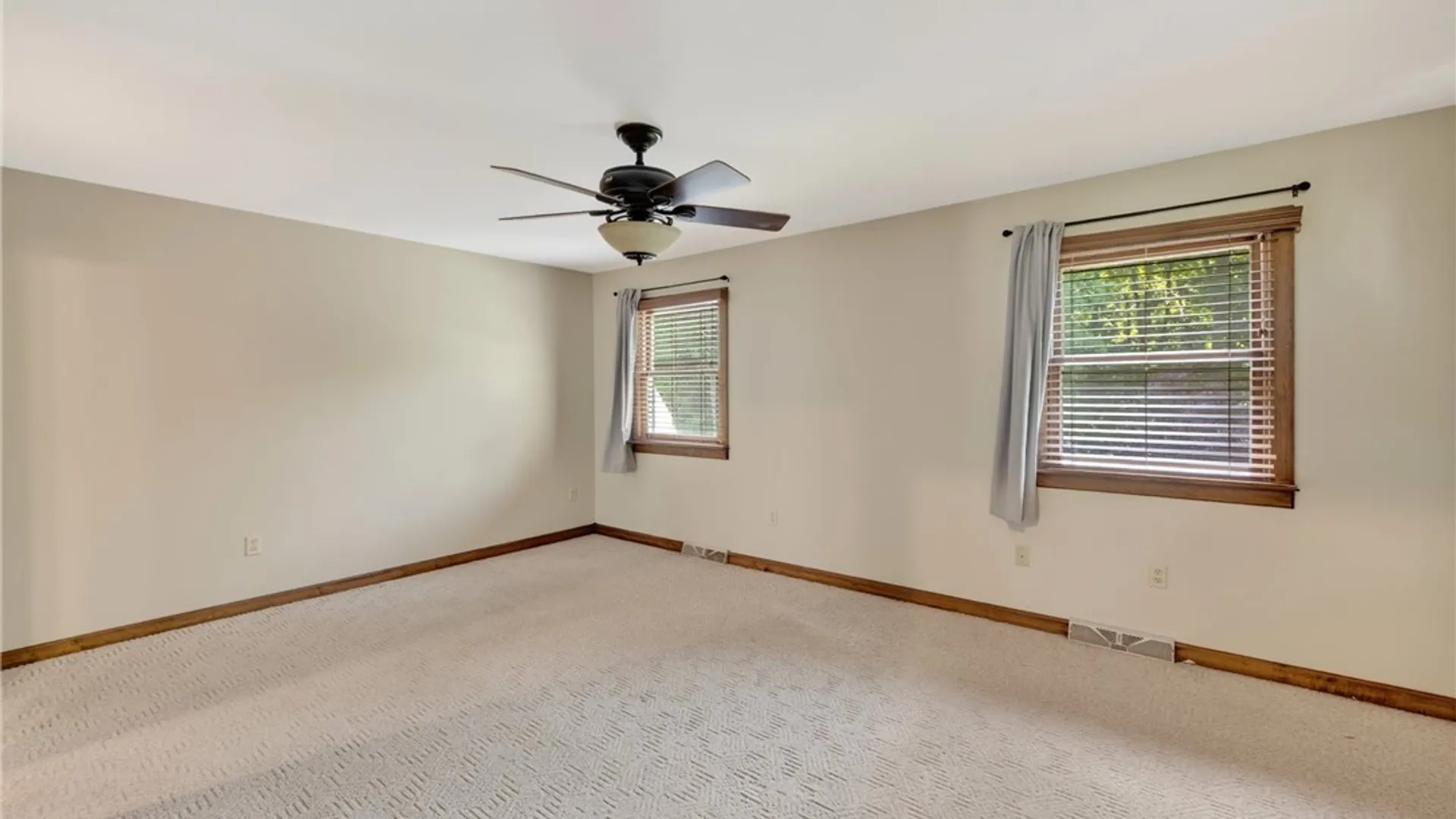 Property at 8145 Speach Drive, Lysander, NY 13027 15
