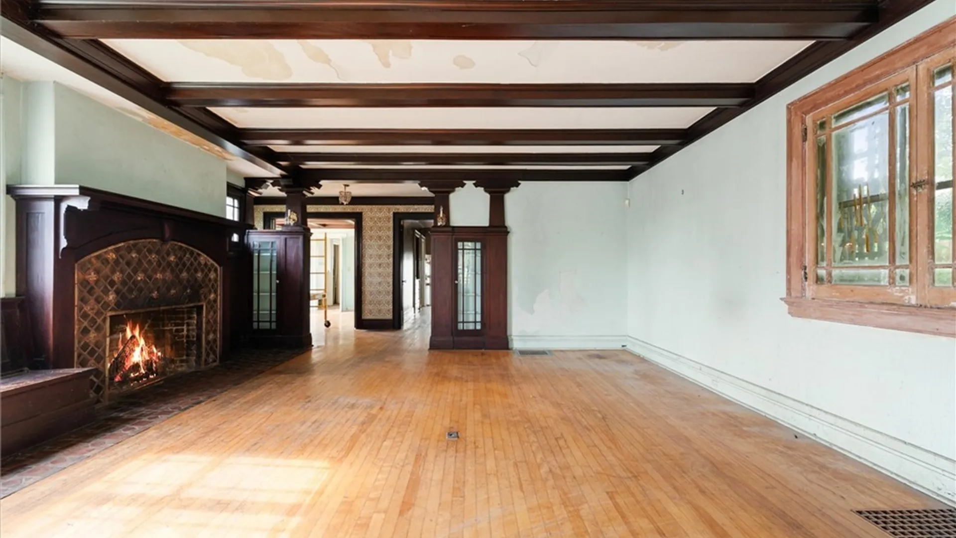 Property at 1035 Oak Street, Syracuse, NY 13203 15