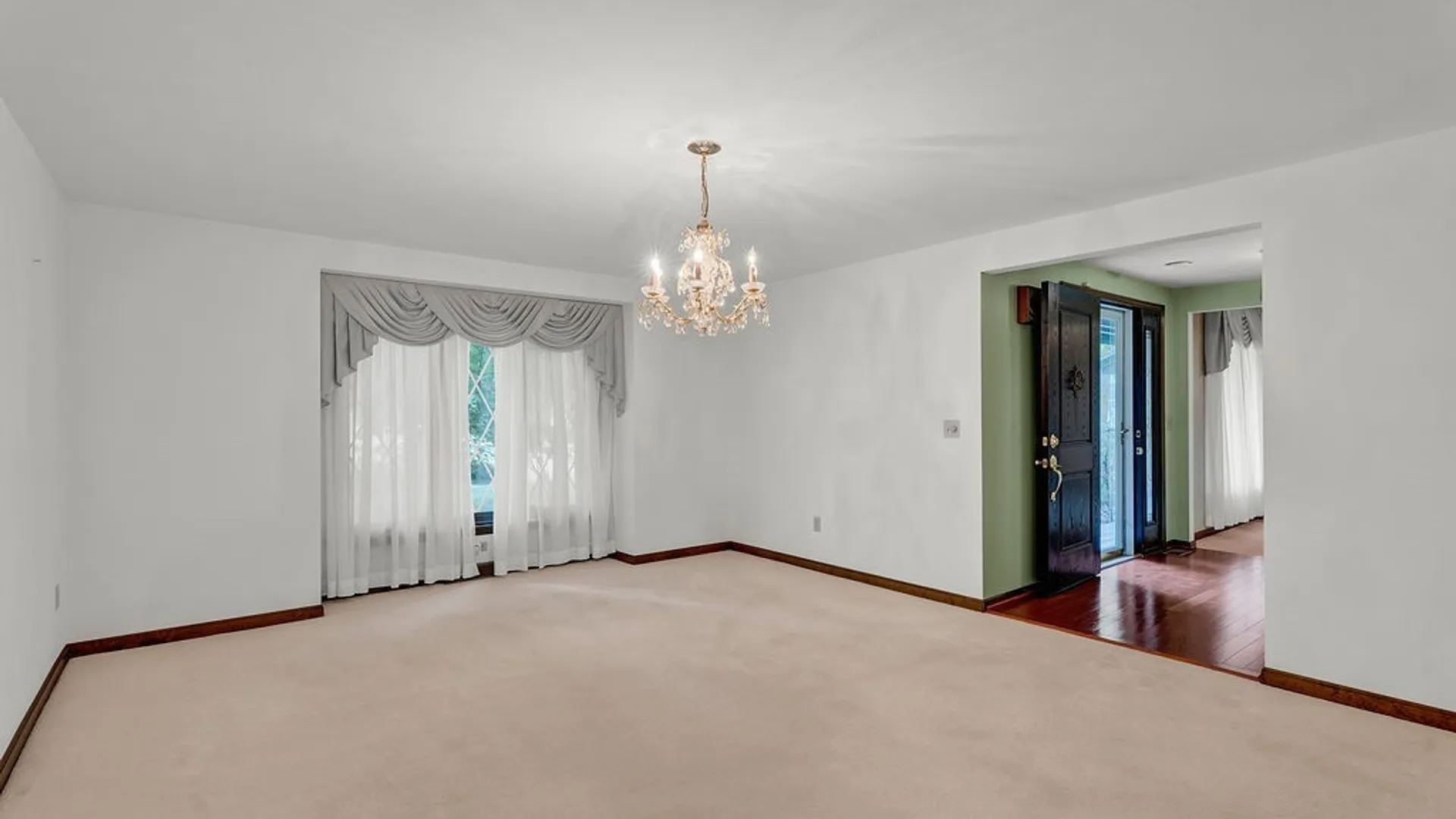 Property at 4700 Pine Manor, Clarence, NY 14031 20