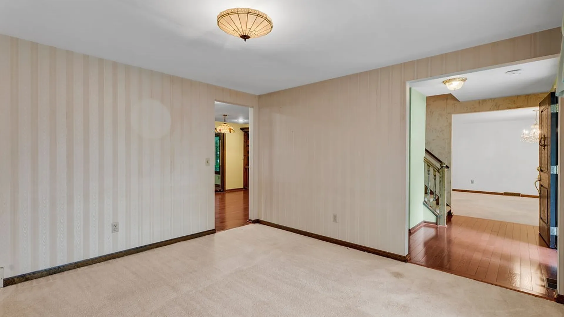 Property at 4700 Pine Manor, Clarence, NY 14031 7