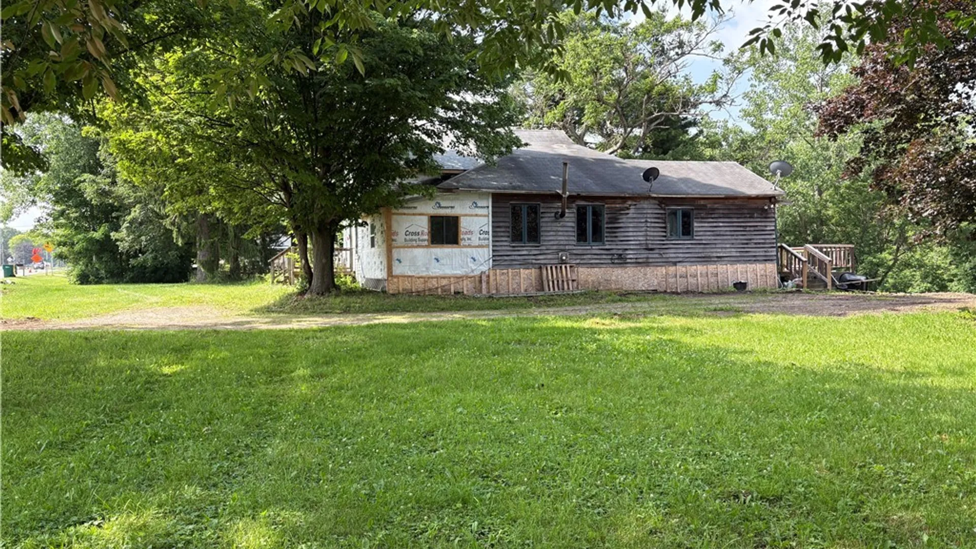 Property at 11029 Route 16, Yorkshire, NY 14042 4