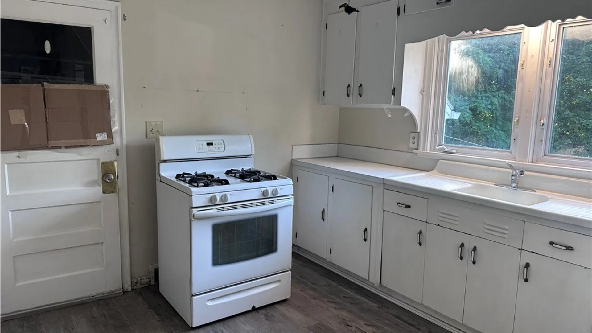 Property at 1102 Buckley Road, Salina, NY 13088 8