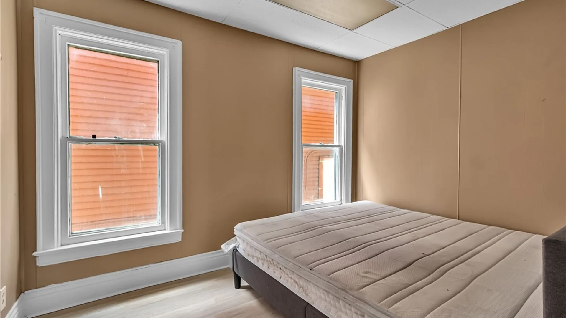 Property at 314 E Delavan Avenue, Buffalo, NY 14208 18