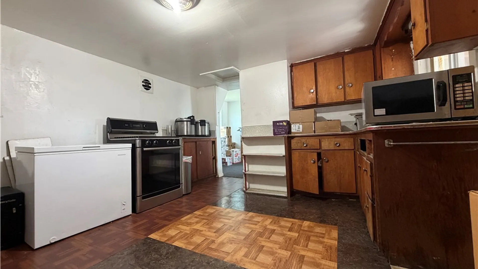Property at 1738 Pierce Avenue, Niagara Falls, NY 14301 15