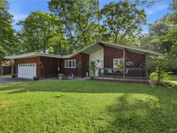 Property at 5039 Bronson Drive, Lewiston, NY 14092