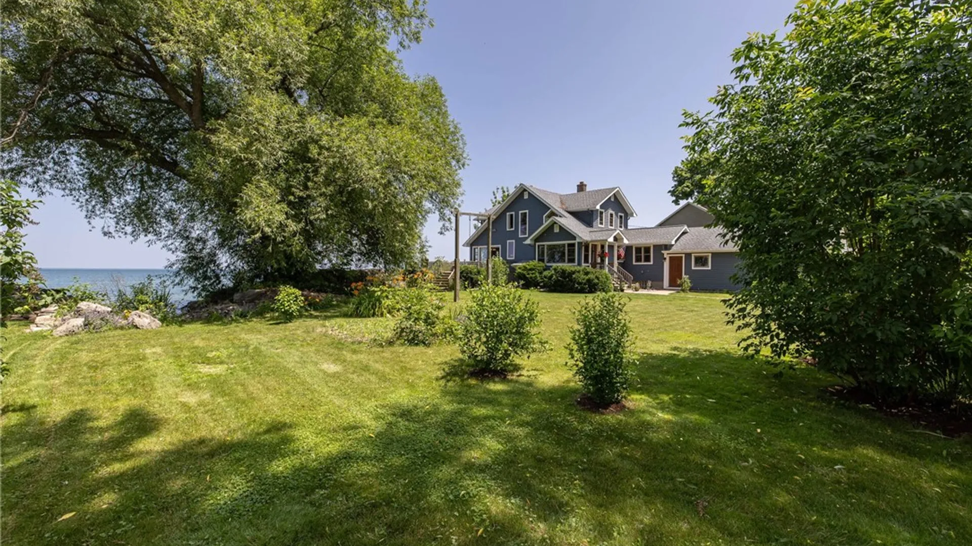 Property at 18 Zellweger Beach, Parma, NY 14468 17
