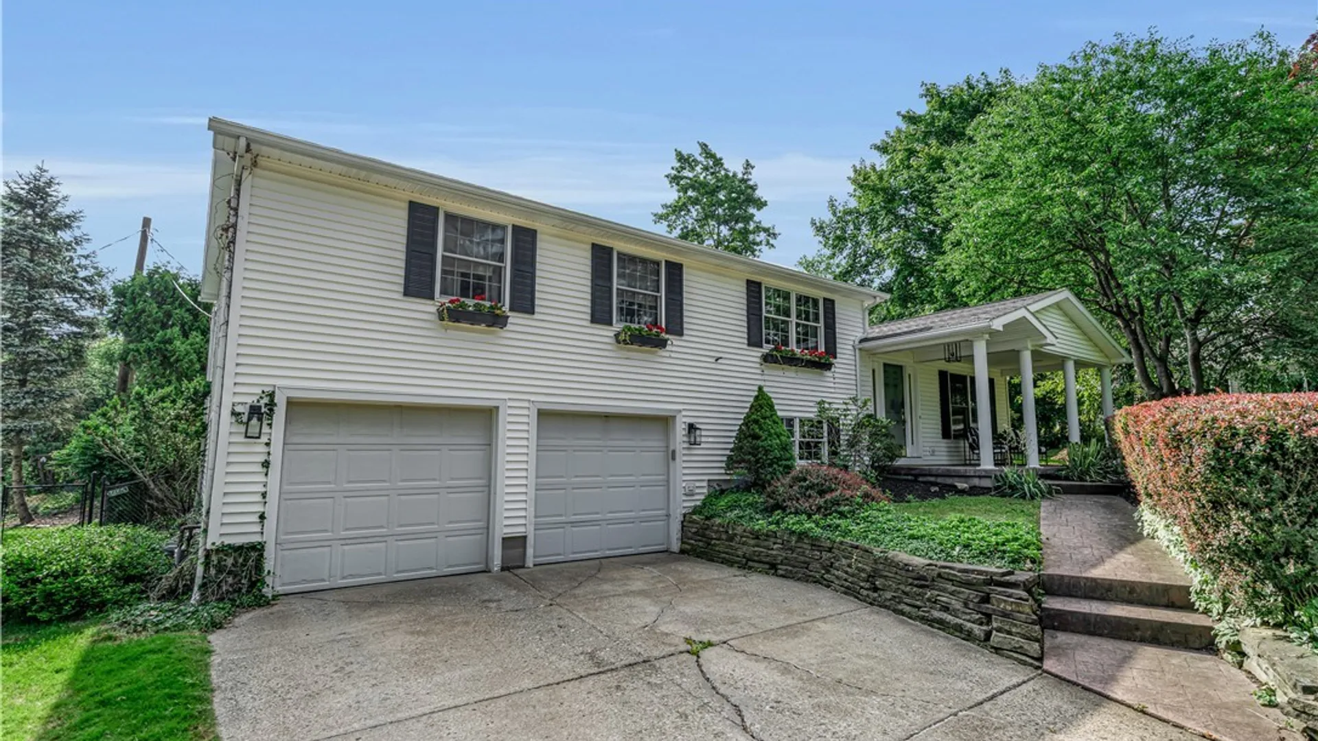Property at 120 Glenridge Road, Aurora, NY 14052 4