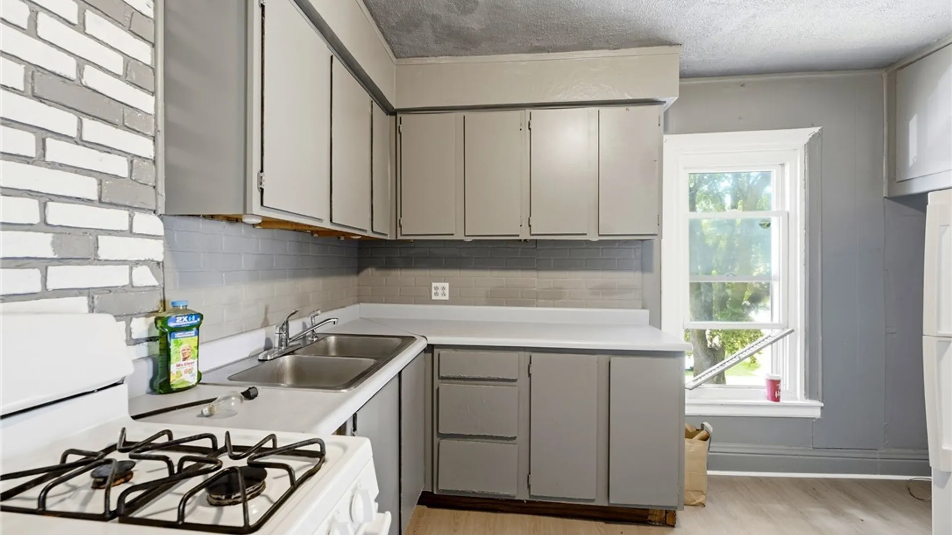 Property at 3 Lilac Street, Buffalo, NY 14220 12