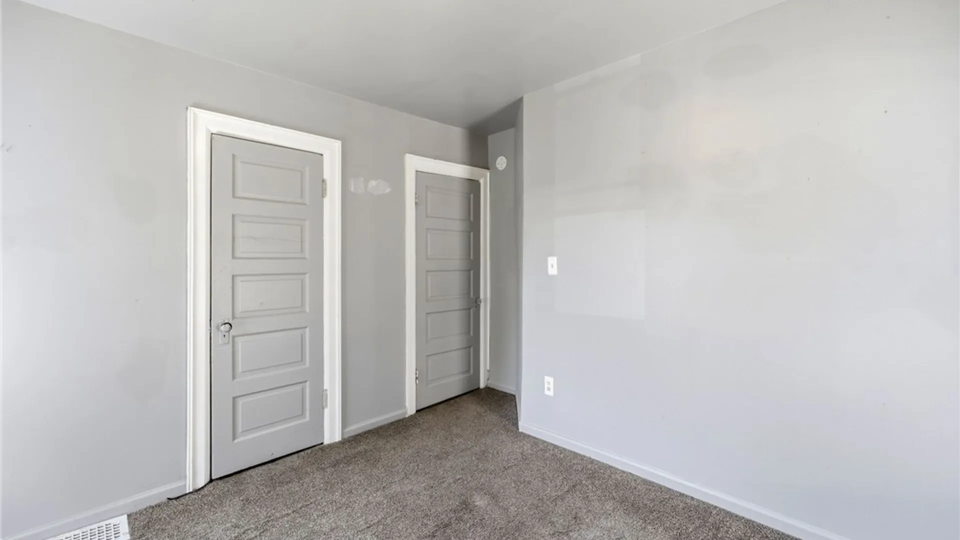 Property at 3 Lilac Street, Buffalo, NY 14220 16