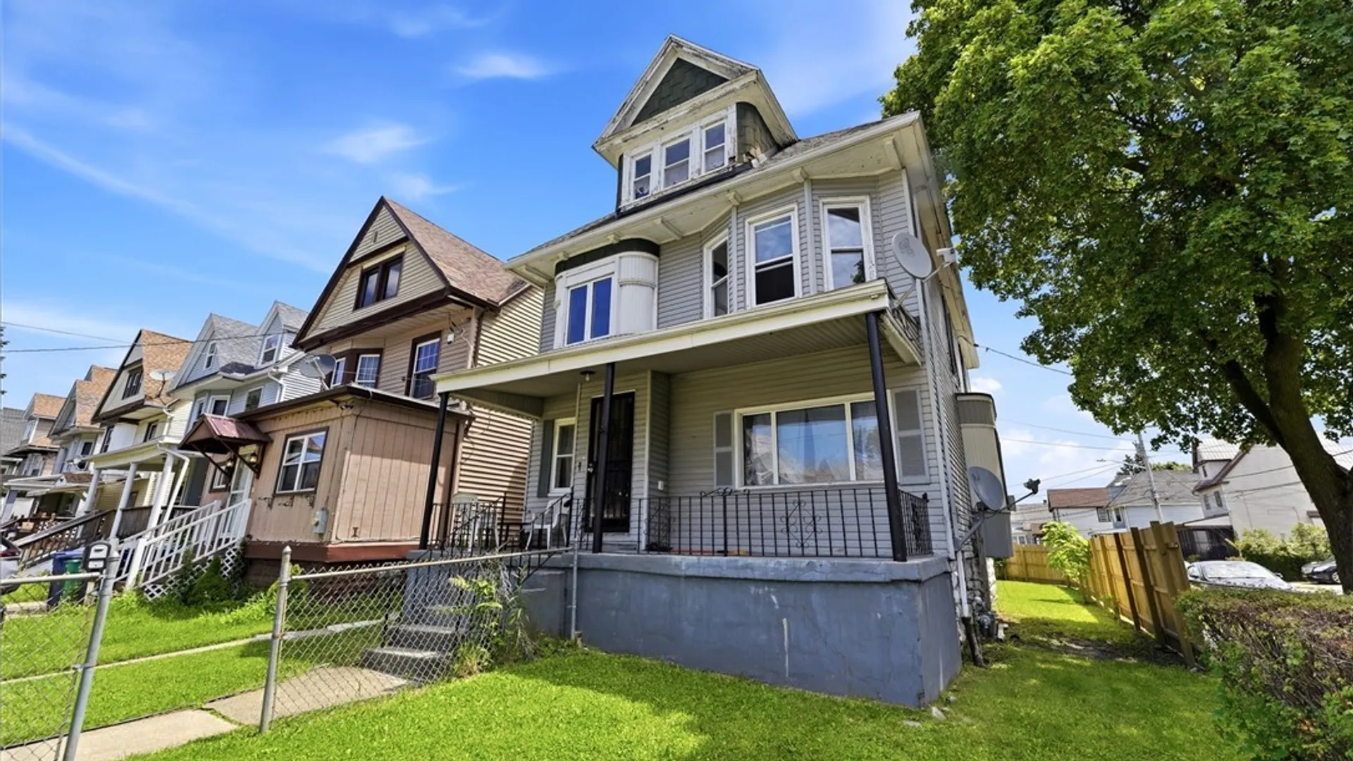 Property at 3 Lilac Street, Buffalo, NY 14220 3