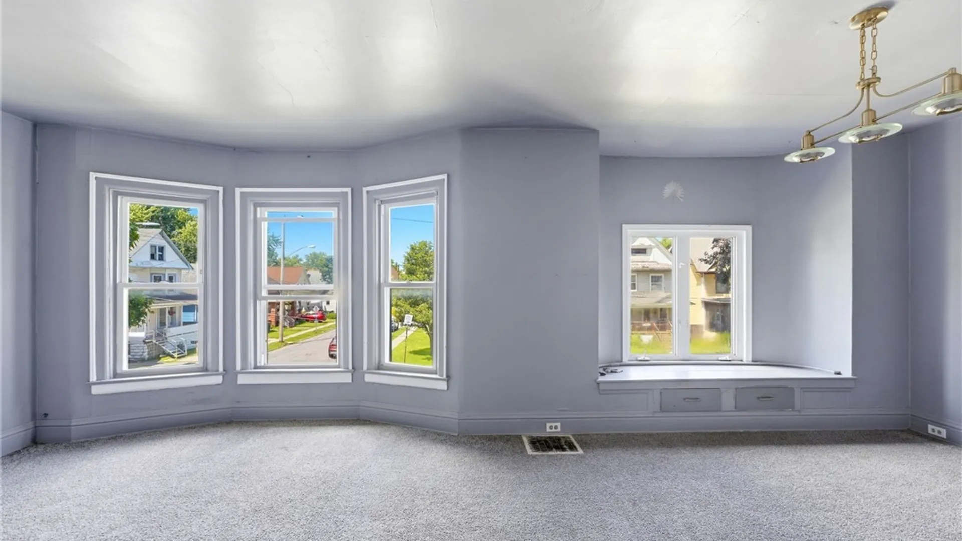 Property at 3 Lilac Street, Buffalo, NY 14220 6