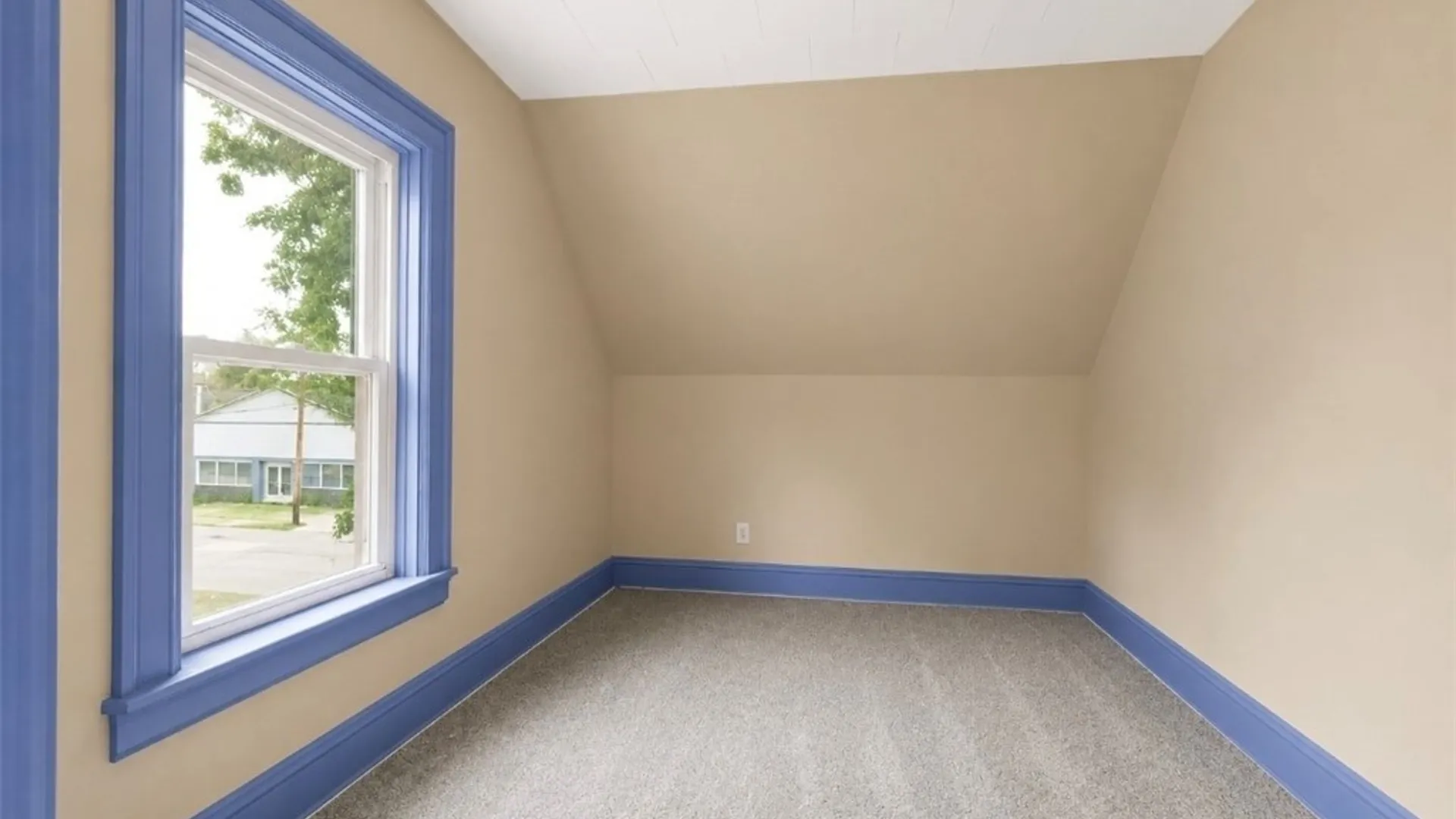 Property at 392 Leroy Avenue, Buffalo, NY 14214 11