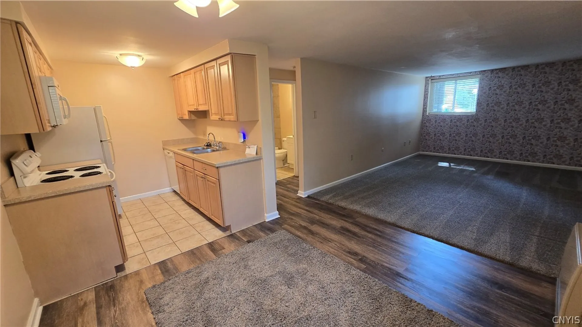 Property at 105 Watertree Drive, DeWitt, NY 13057 5