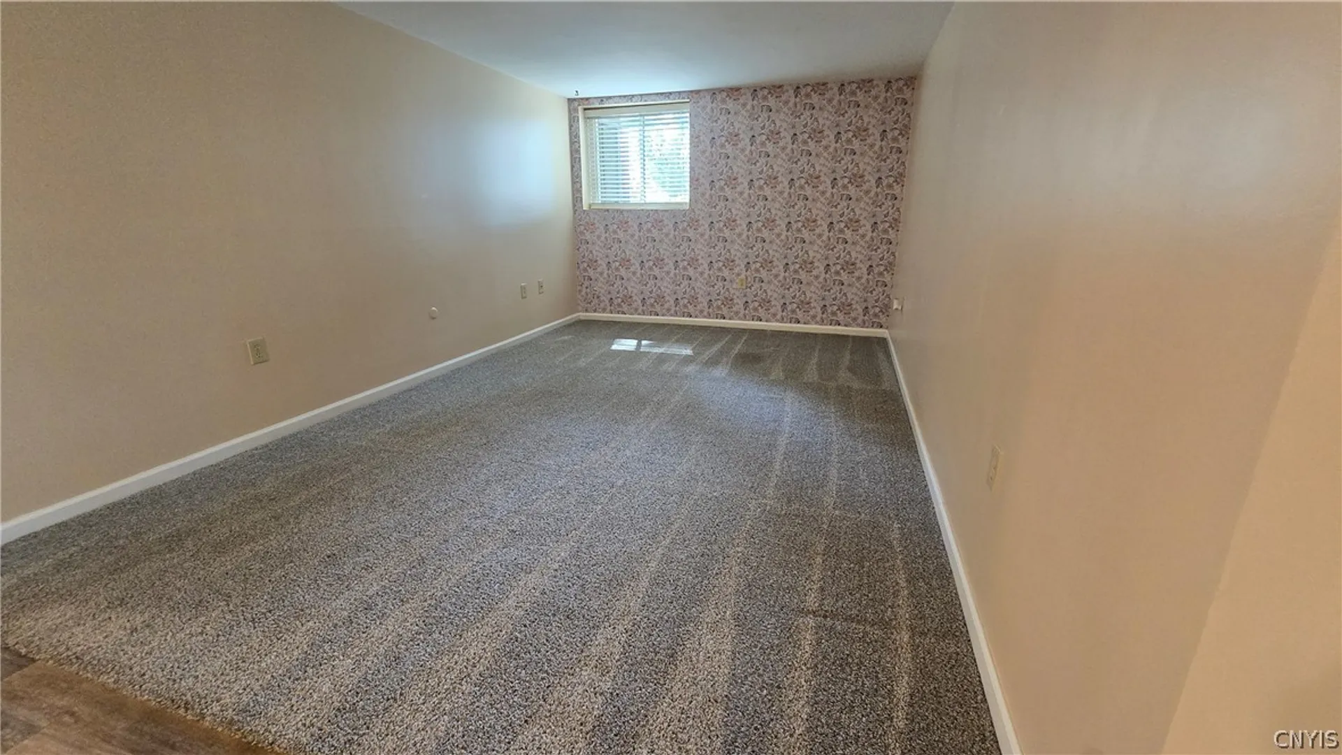 Property at 105 Watertree Drive, DeWitt, NY 13057 9