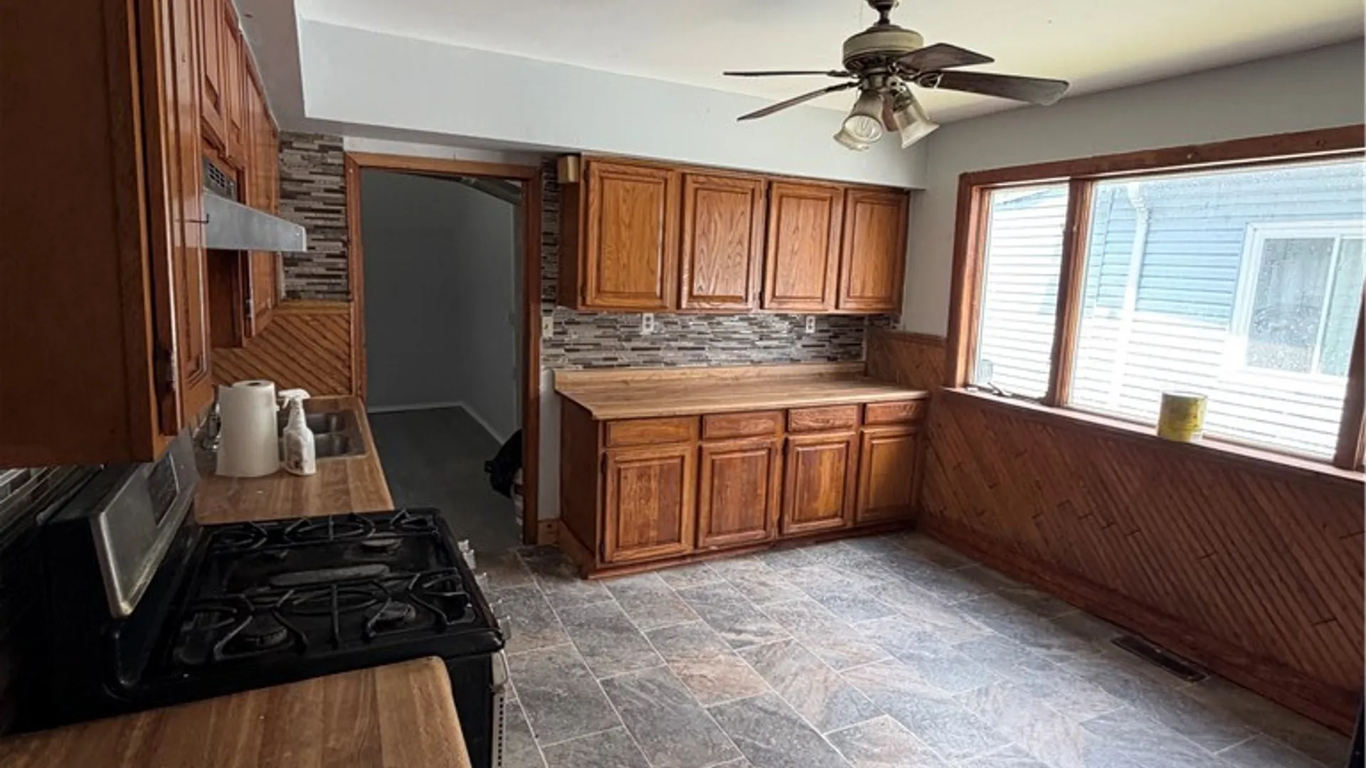Property at 116 Smith Street, Buffalo, NY 14210 8