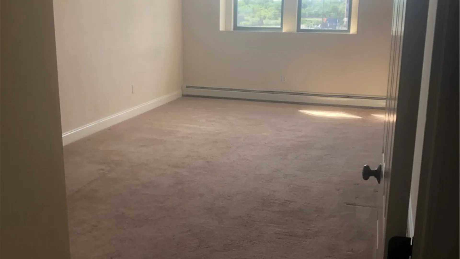 Property at 617 E Hiawatha Boulevard, Syracuse, NY 13208 9