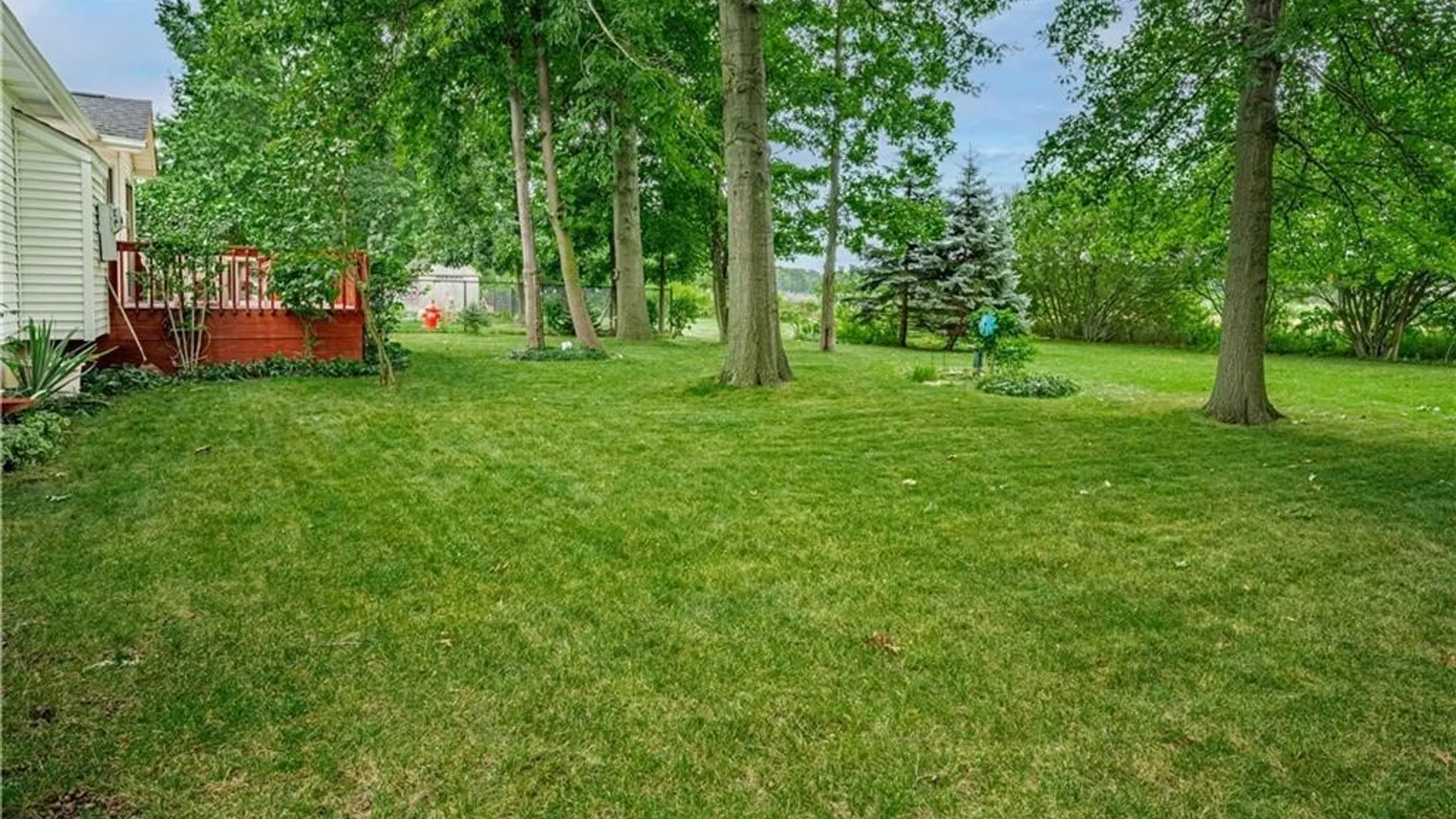 Property at 2618 Kusum Court, Wheatfield, NY 14304 35