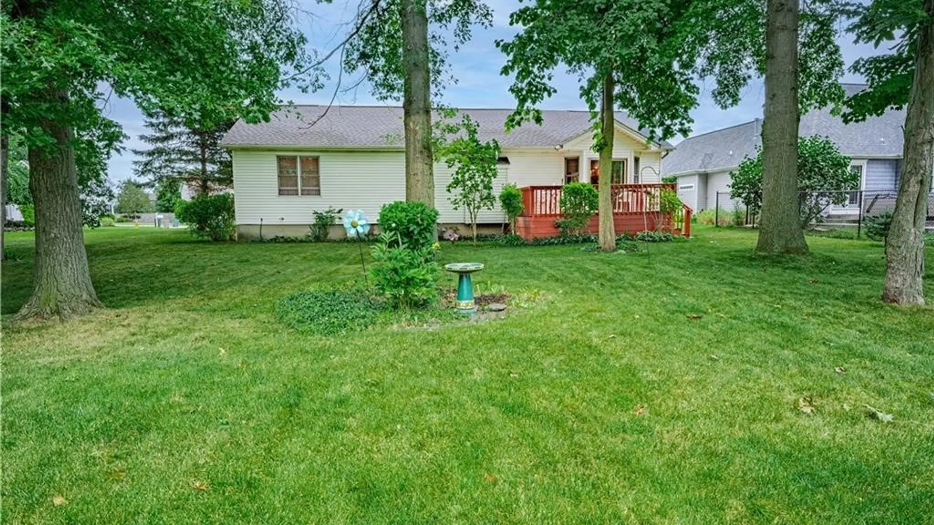 Property at 2618 Kusum Court, Wheatfield, NY 14304 36