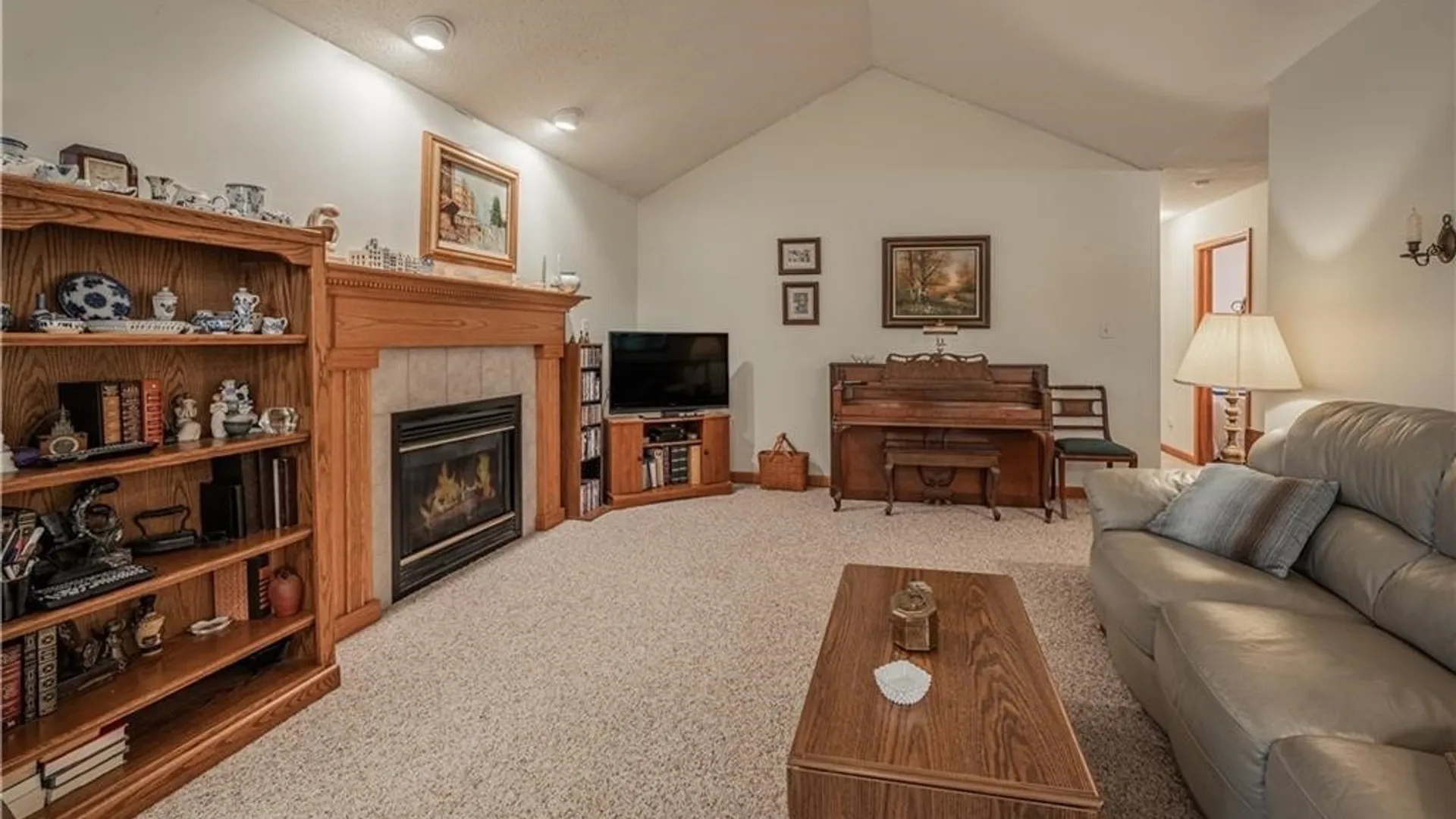 Property at 2618 Kusum Court, Wheatfield, NY 14304 19