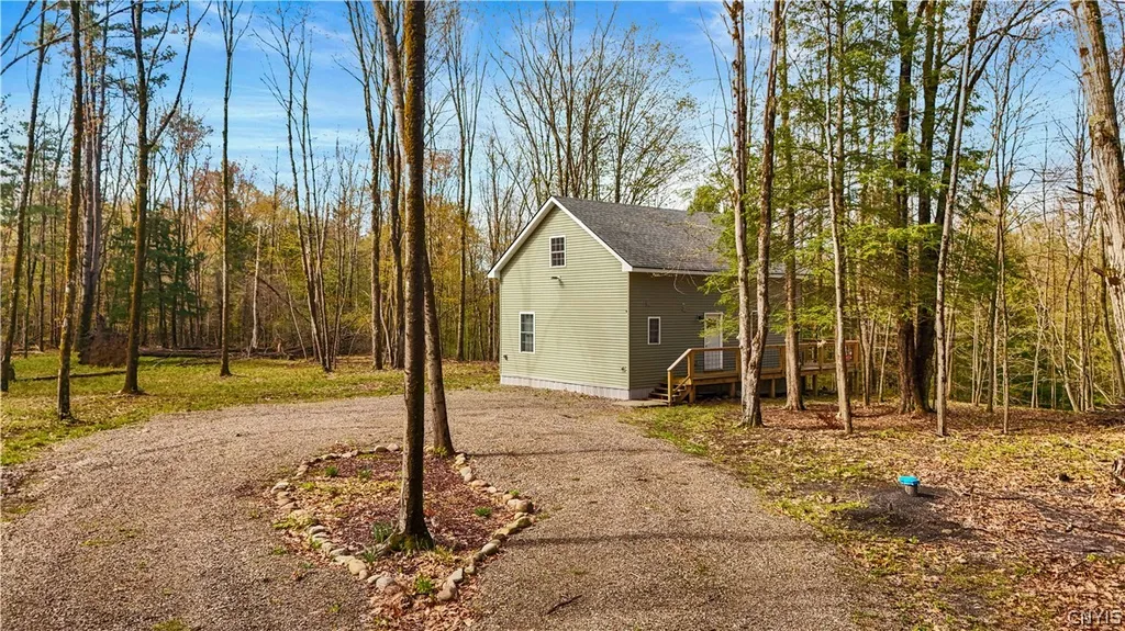 Property at 4456 Palmer Rd, Annsville, NY 13413