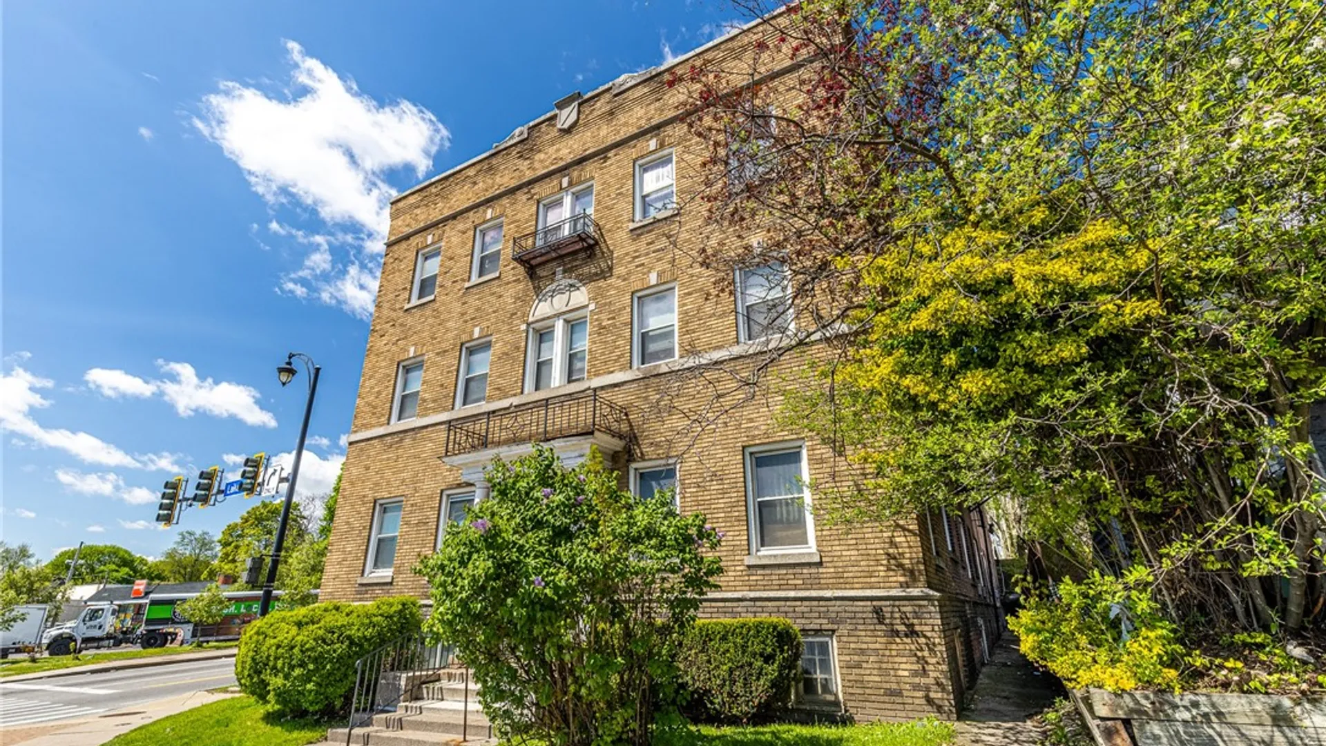 Property at 865 Lake Avenue, Rochester, NY 14613 3