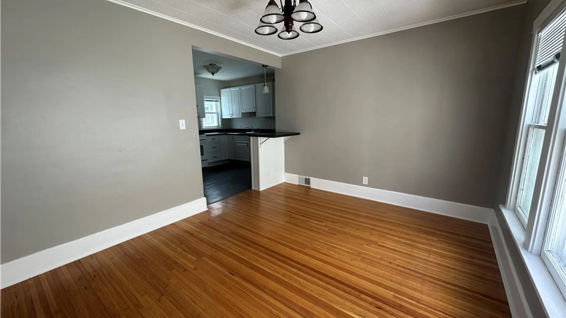 Property at 248 Commonwealth Avenue, Buffalo, NY 14216 9