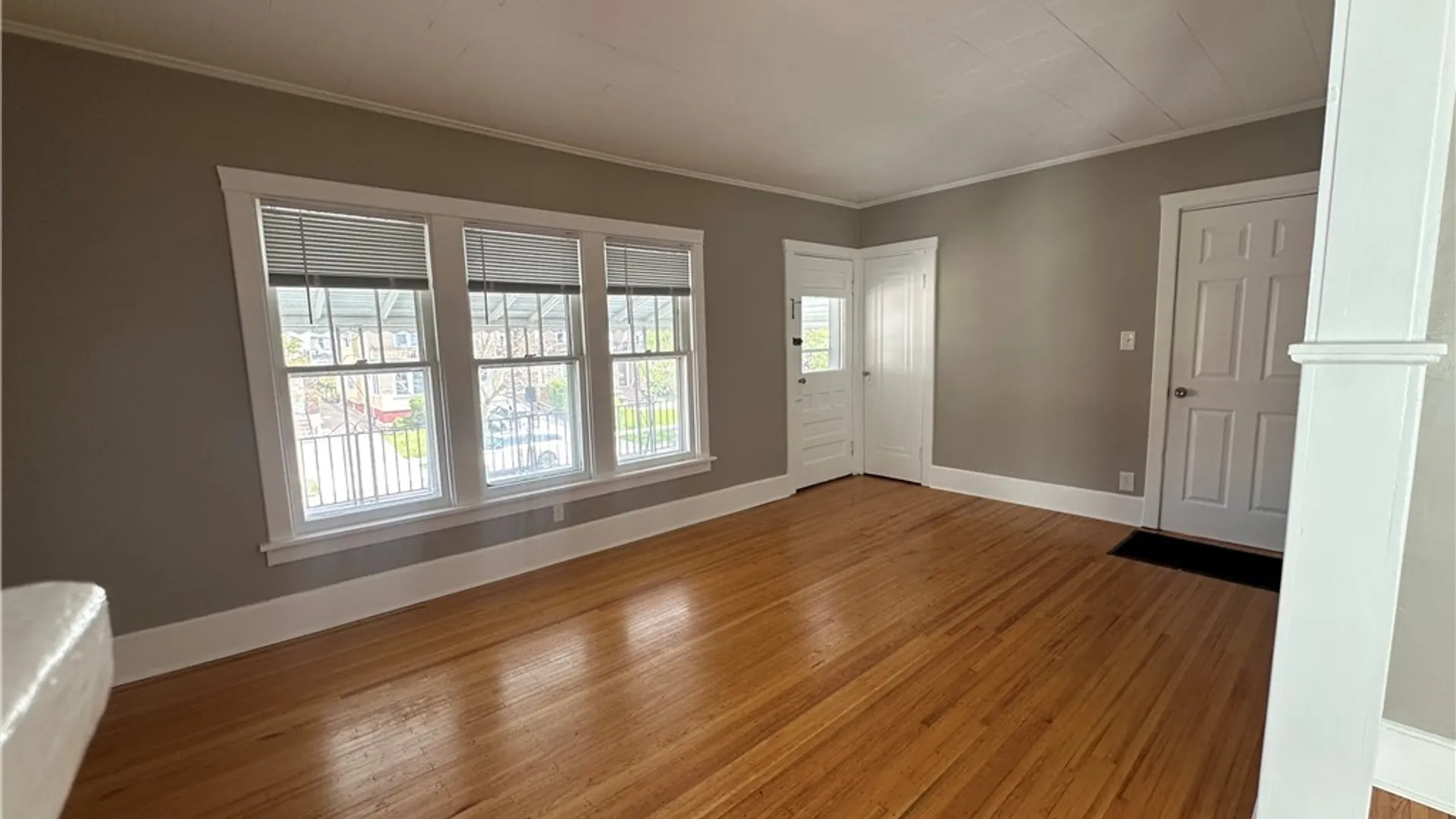 Property at 248 Commonwealth Avenue, Buffalo, NY 14216 3